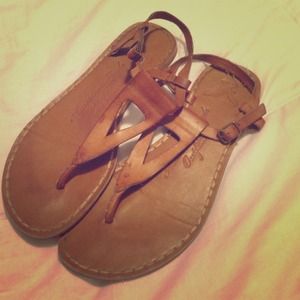 American eagle sandals sz 8