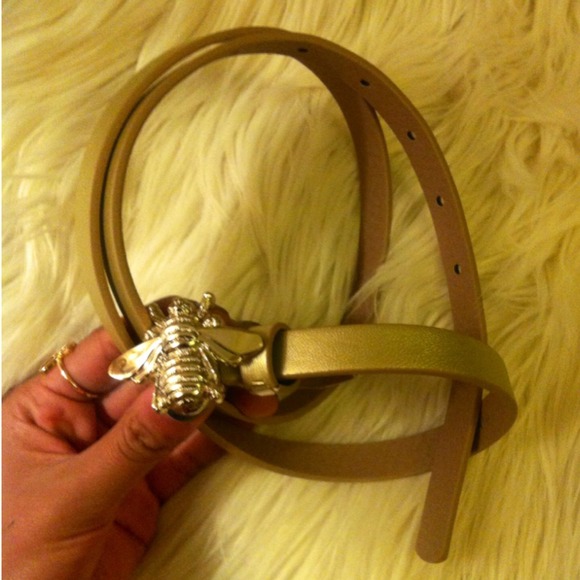 ****SOLD****Bee Metallic Belt