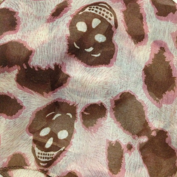 Scarf - Picture 2 of 2