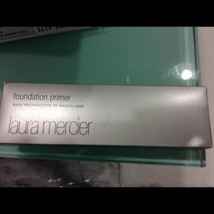 Laura mercier foundation primer