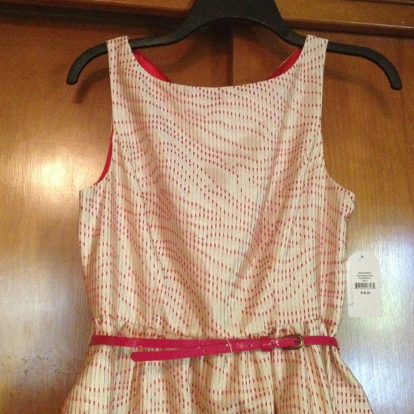 Jessica Simpson 50's mod dress - Picture 2 of 3