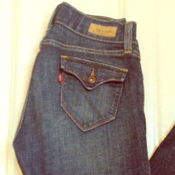 ✂SALE✂Levi's Pencil Jean