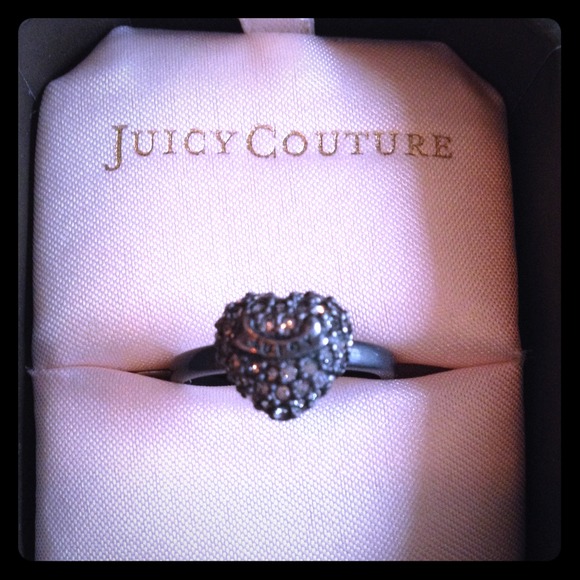 Juicy Couture Heart Ring