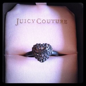 Juicy Couture Heart Ring