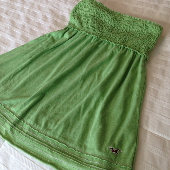 Hollister tube strapless tank top.