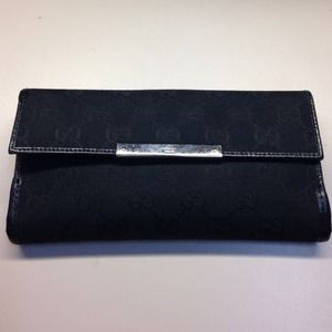 Reduced! Authentic used GUCCI wallet