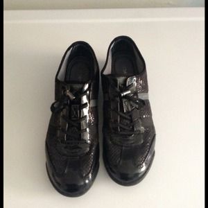 Black DKNY sneaker