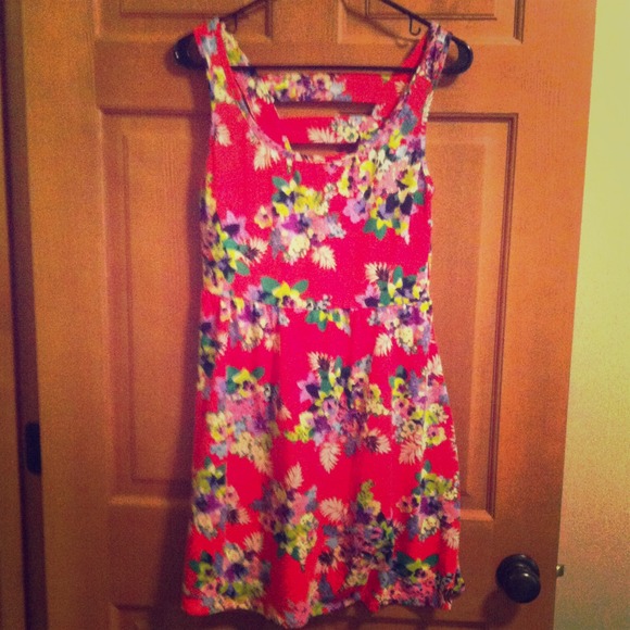 FLORAL PRINT DRESS