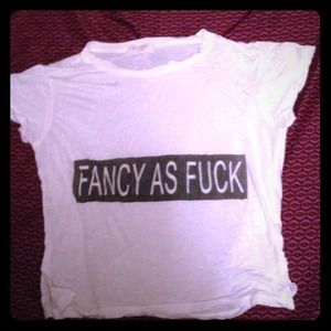 BRANDY MELVILLE FANCY AS FUCK TSHIRT