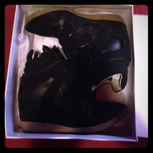 STEVE MADDEN Black wedge sneakers