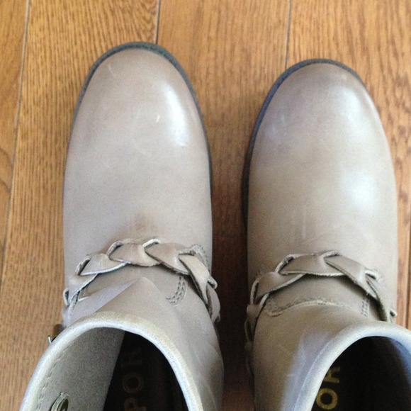 Boots!👢 - Picture 2 of 4