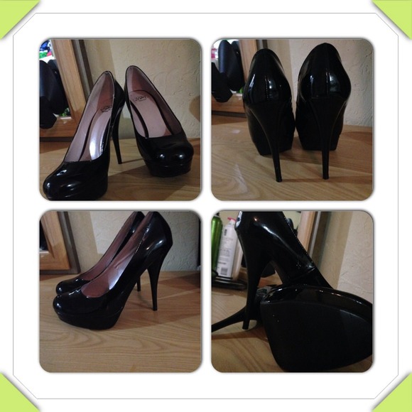 Very sexy black heels