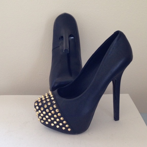 ๐๐HOST PICK!!!!๐๐Pump, Pump, Pump it Up!!!ใฝ - Picture 3 of 4