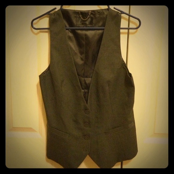 Fitted Stradivarius charcoal vest size L