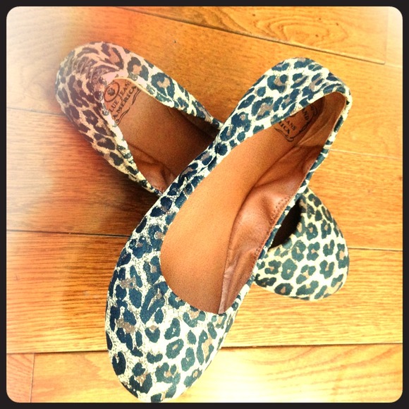 Shoes!!! Leopard Print!!😸
