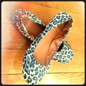 Shoes!!! Leopard Print!!😸