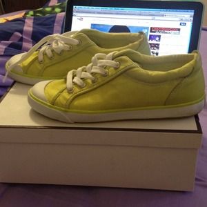 Signature coach shoes