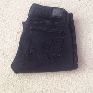 American Eagle black skinny jeans! Size 4