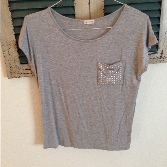 Grey and pocket studded top - Picture 2 of 4