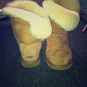 Bailey Button Ugg . Price is firm don't have box