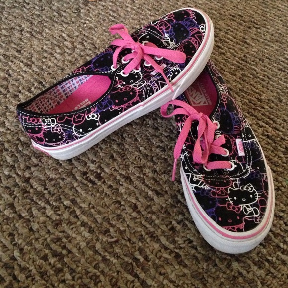 Hello Kitty Vans