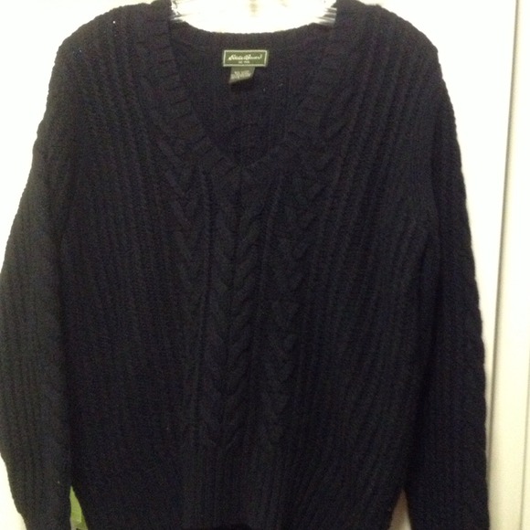 SOLD CHUNKY BLack Sweater