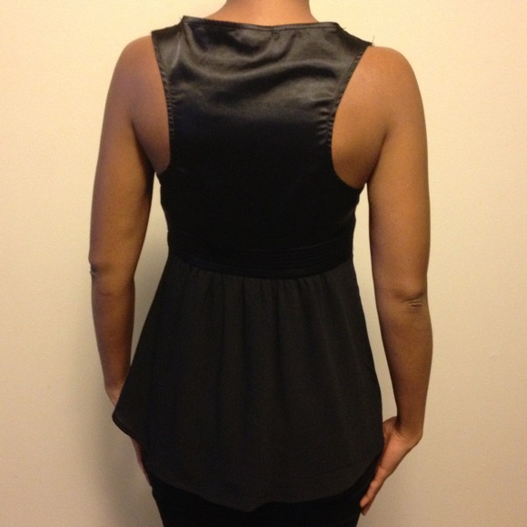 XOXO Black Satin Top! - Picture 2 of 4
