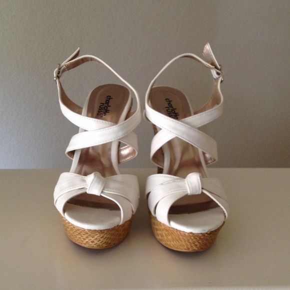 White Wedges