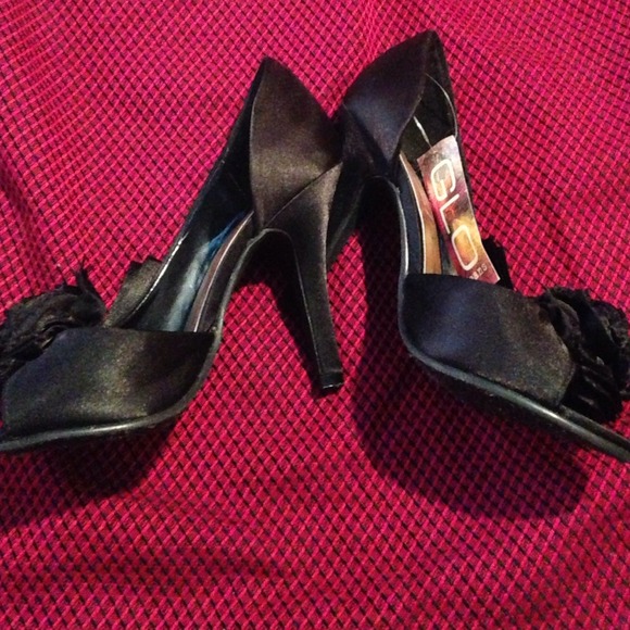 Dressy black heels - Picture 3 of 3