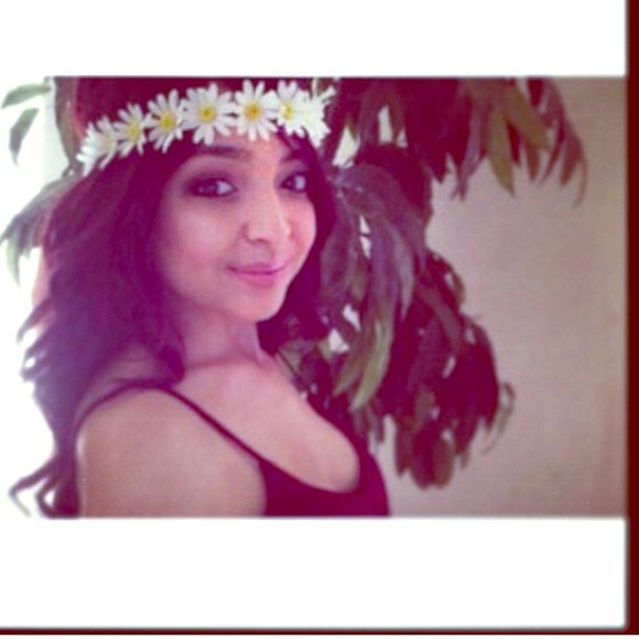Baby daisy halo