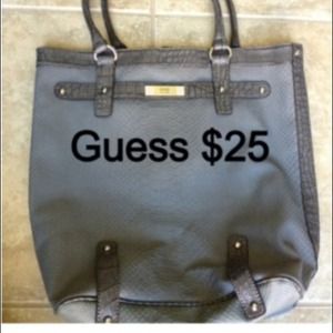 Guess tote