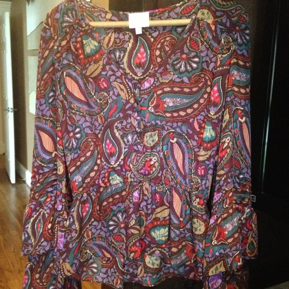 Paisley Parker top with fun sleeve detail