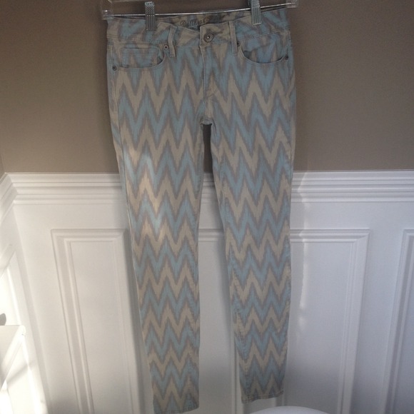 Printed jeans - Picture 2 of 4