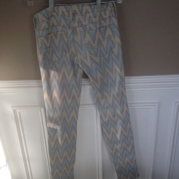 Printed jeans - Picture 4 of 4