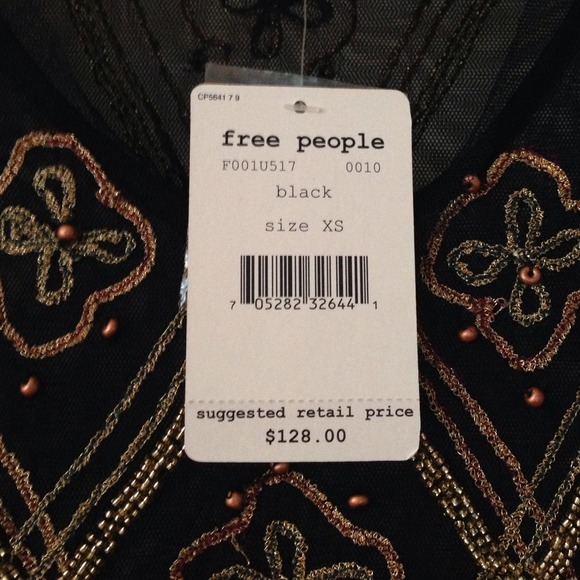 🚫SOLD🚫 Black embellished beaded knit top - Picture 3 of 4