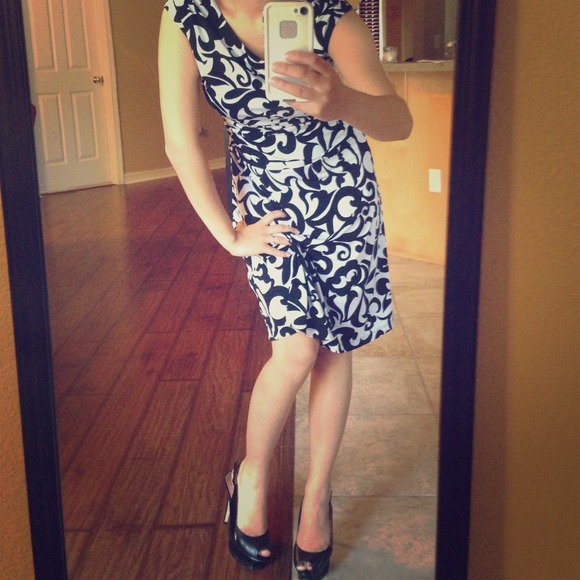 Gorgeous Enfocus Petite Pattern Dress!