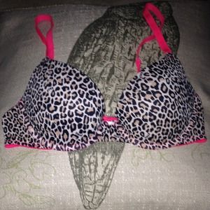🚫SOLD🚫VS Pink Bra