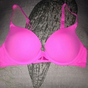 🚫SOLD🚫VS Pink Bra