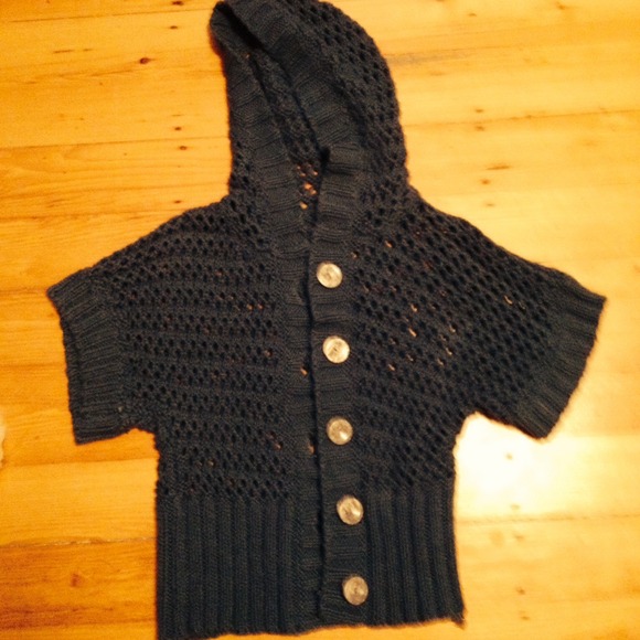 REDUCED 🌸FREE PEOPLE🌸 teal colored crochet cardi