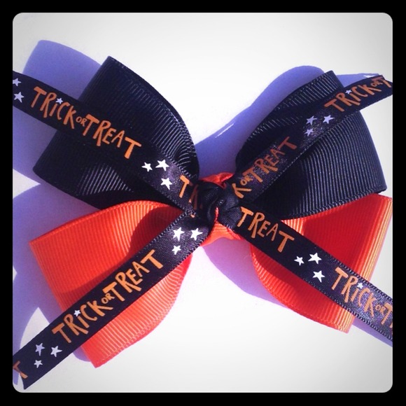 🎀Sold🎀Girls Halloween hairbows