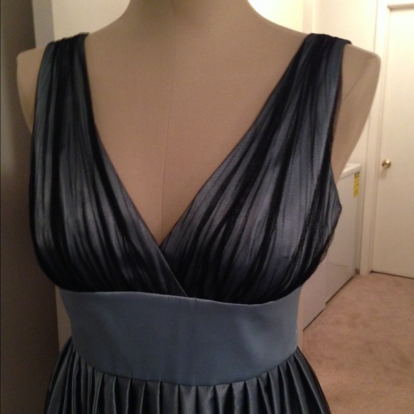 REDUCED PRICE: Gorgeous Satin and Tulle Dress - Picture 2 of 4