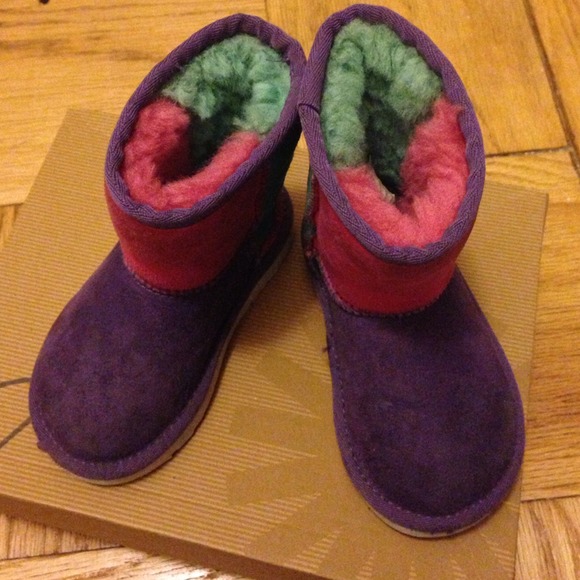 UGG BUNDLE DEAL!!