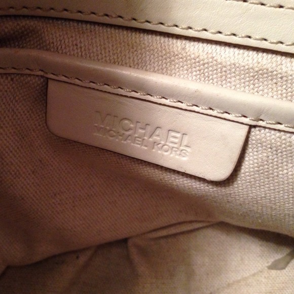 Hand bag π authentic π vintage π― - Picture 3 of 4