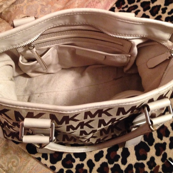 Hand bag π authentic π vintage π― - Picture 4 of 4