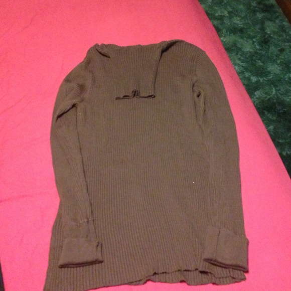 Sweater bundle - Picture 2 of 4