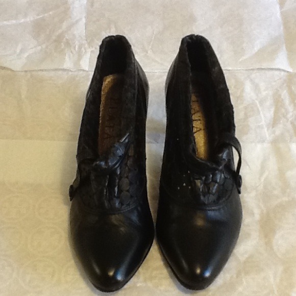 New2 1/2" leather booties