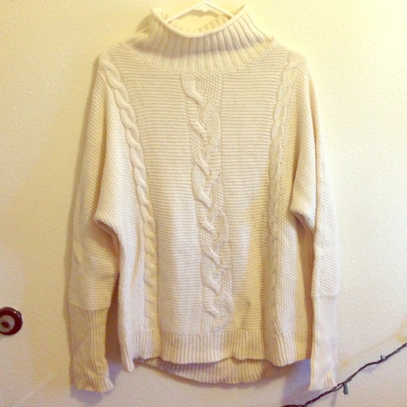 GAP White Cable Knit Sweater (cowl neck) NWOT