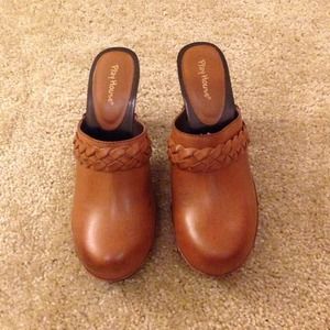 Playhouse Caramel Clogs 9M