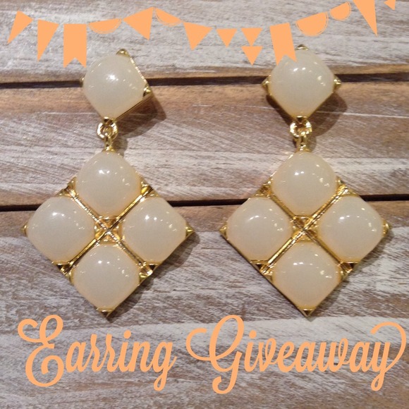 JYJZ Jewelry - Free Earring Giveaway! 💗