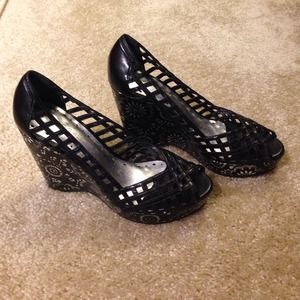 *BUNDLE* BCBG Shoes and Express Sequin Top